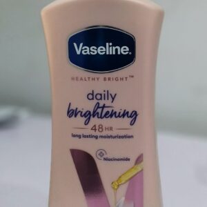 VASELINE HEALTHY BRIGHT DAILY BRIGHTENING 48HR LONG LASTING MOISTURIZATION SERUM IN LOTION 725ML