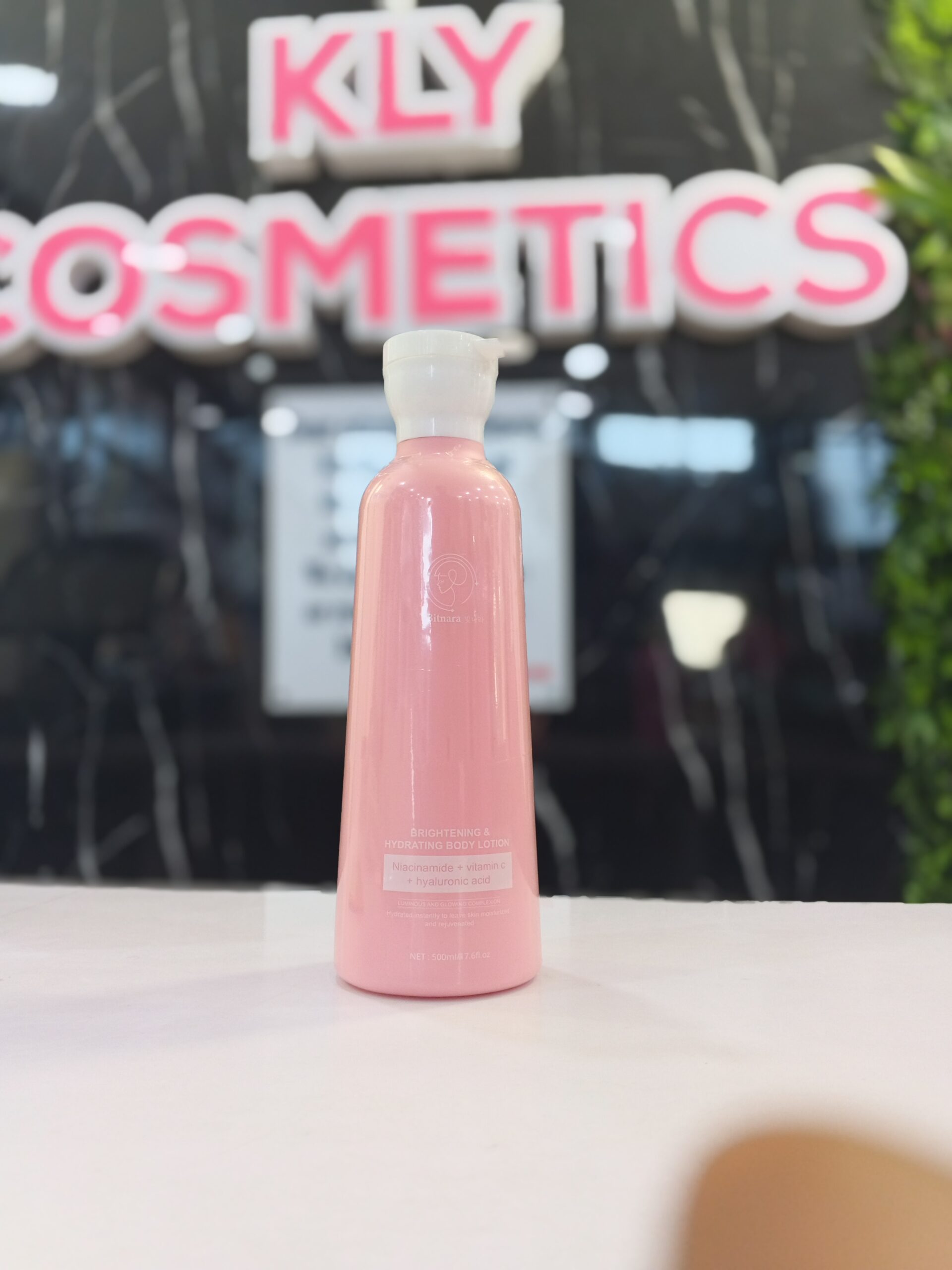 BITNARA NIACINMIDE +VITMIN C HYALURONIC ACID BDOY LOTION 500ML